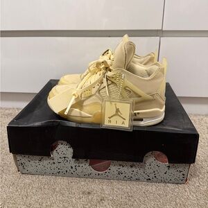 Off-White x Jordan 4 Retro 'Sail' (W) Athletic Sneakers